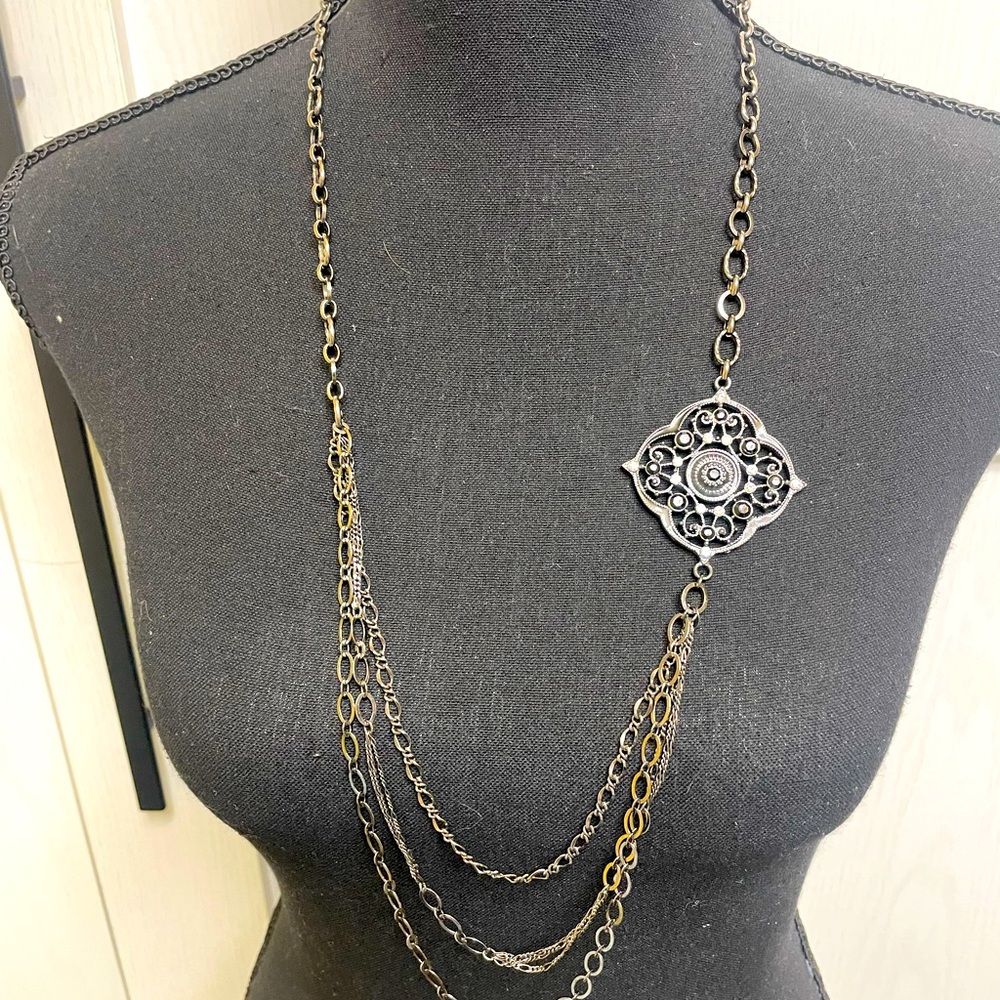Elegant Silver and Gold Necklace